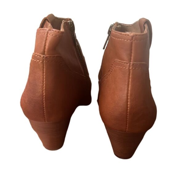 FRYE REINA LEATHER ANKLE BOOTIE SAND SIZE 10M - Picture 2 of 9